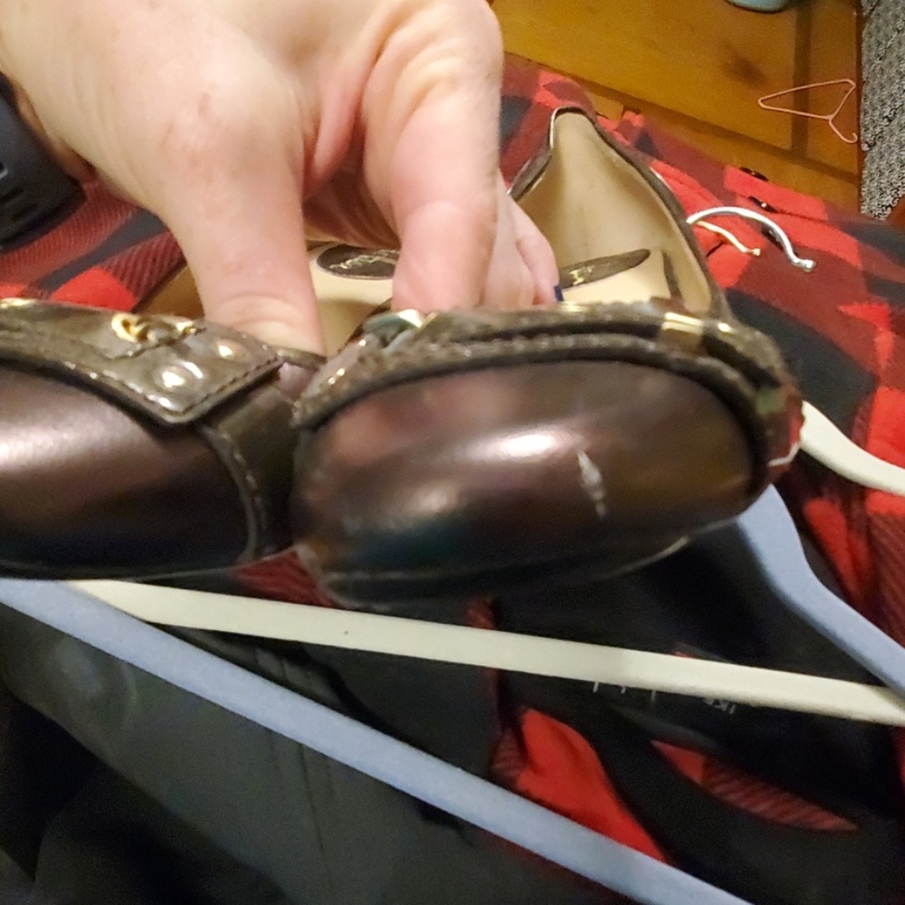 Shoes - Picture 4 of 4